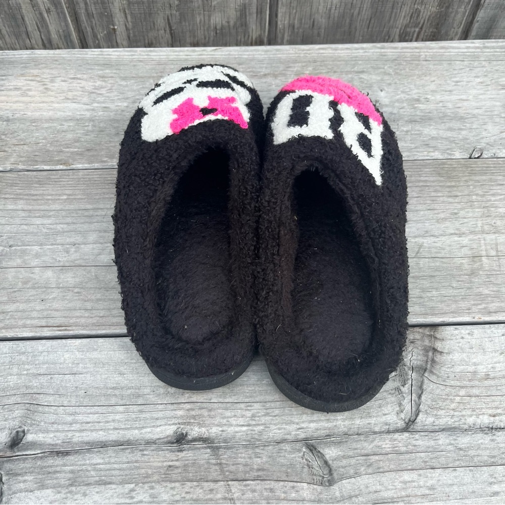 Beautiful Disaster Slippers - Picture 3 of 4
